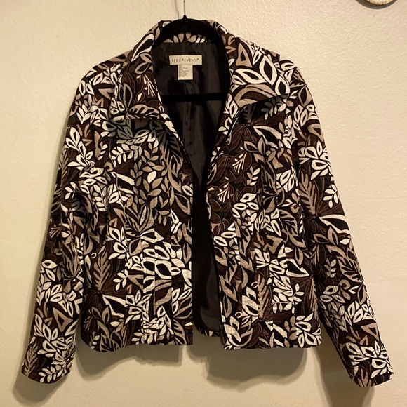 REQUIREMENTS Print jacket Size L - Picture 1 of 3